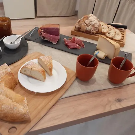 L'oustal Roja Frühstückspension Saint-Affrique