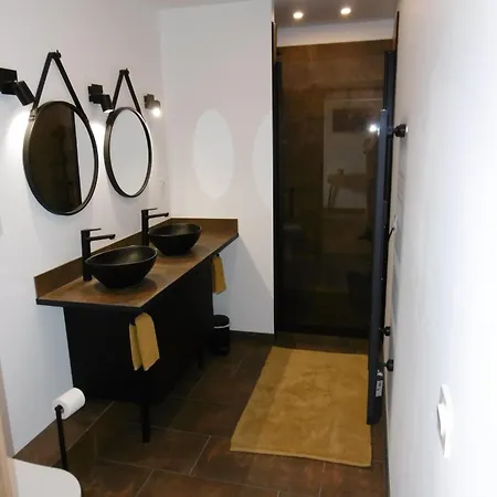 L'oustal Roja 생 아프리크